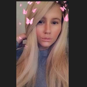 Meet your Posher, Makayla